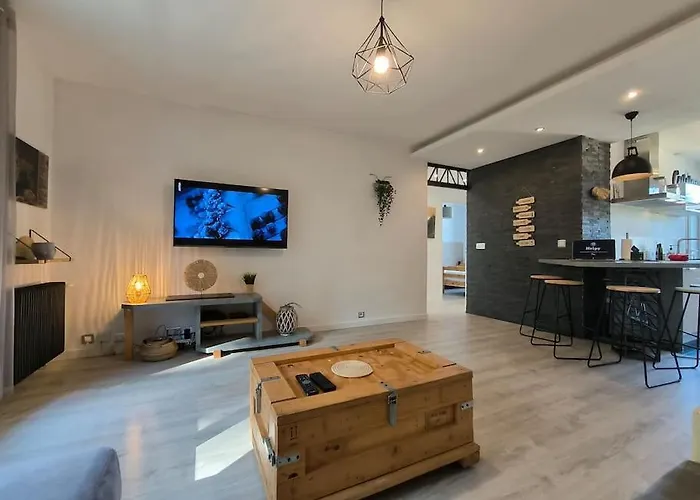 Bel Appartement-Foire Expo-4 Pers-Parking Gratuit