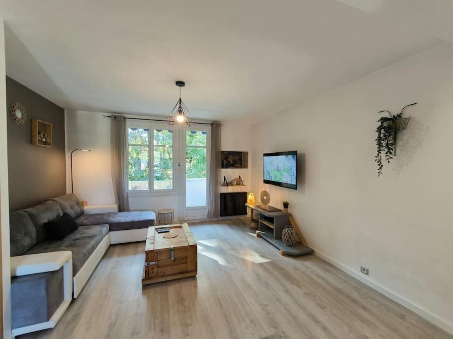 Bel Appartement-foire Expo-4 Pers-parking Gratuit